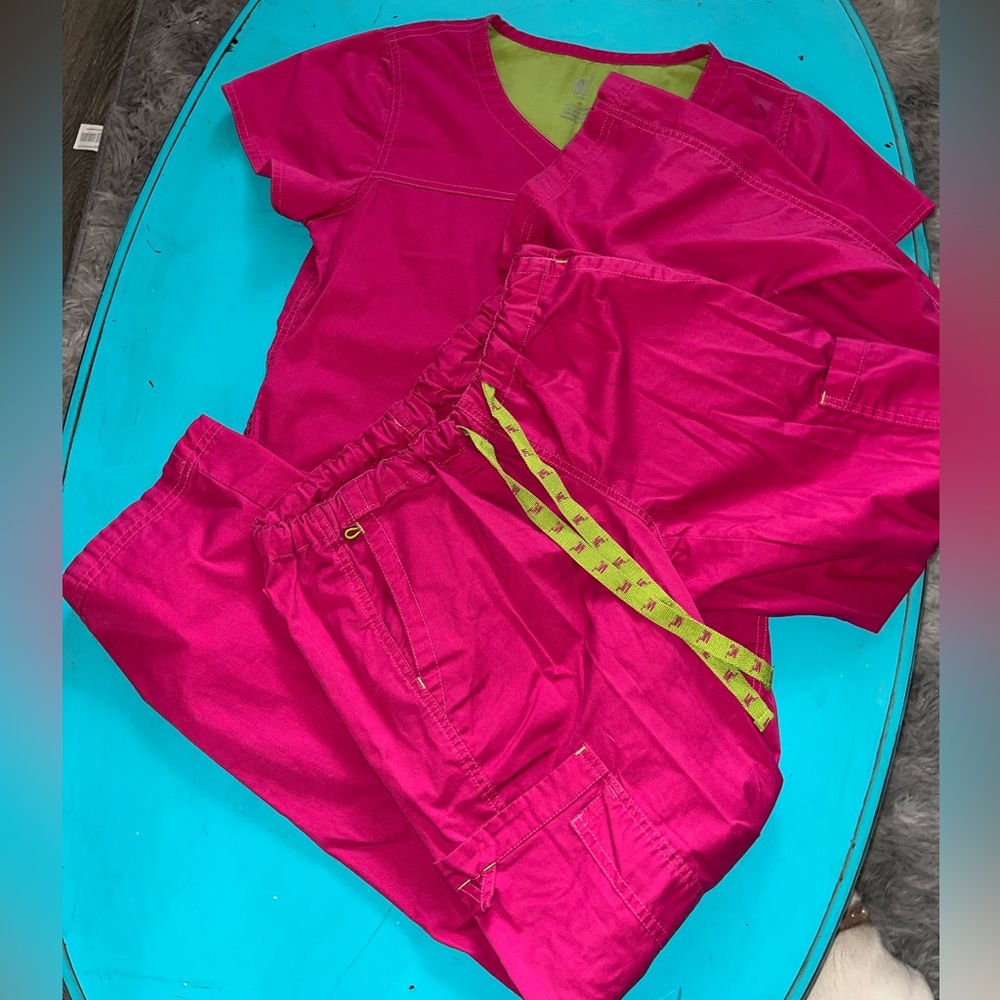 Med couture Scrubs